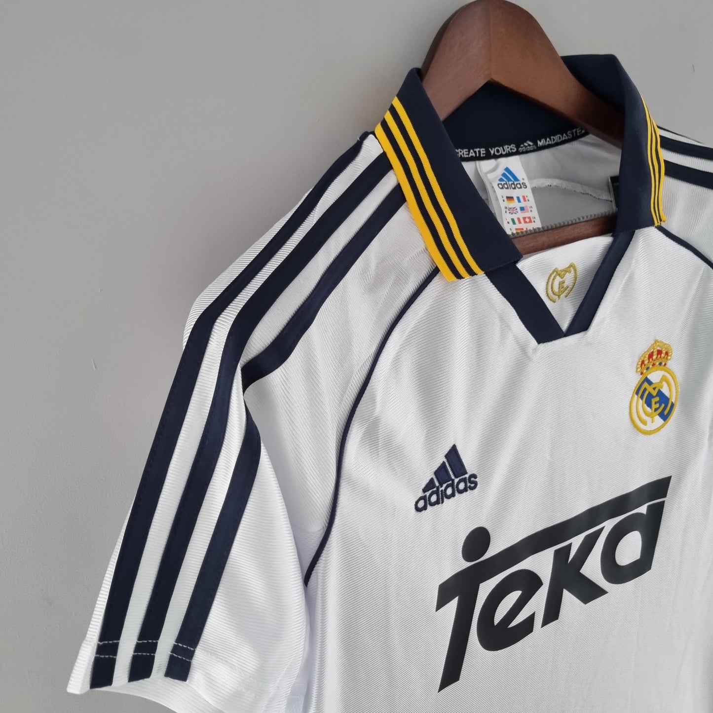 Real Madrid 99/00 Home