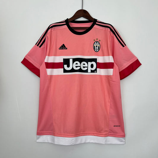 Juventus 15/16 Away