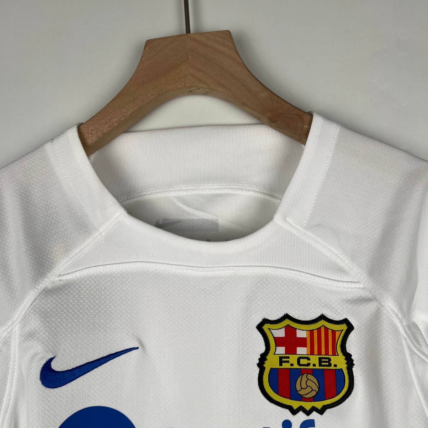 Barcelona 23/24 Away Kids