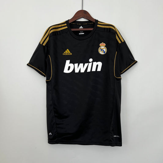 Real Madrid 11/12 Away