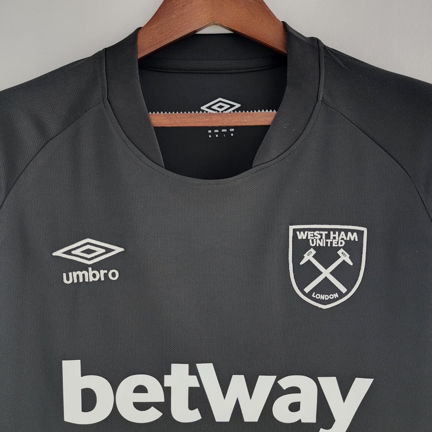 West Ham 22/23 Away