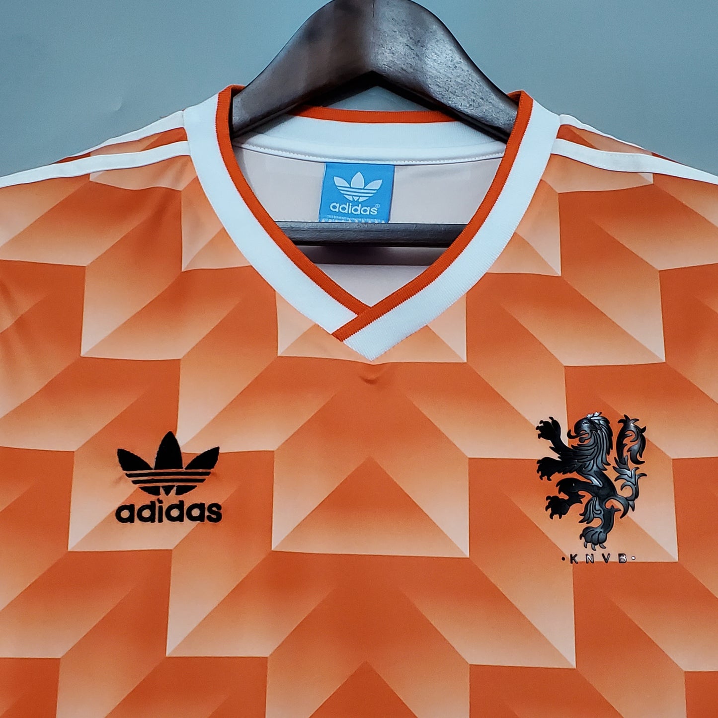 Holland 1988 Home