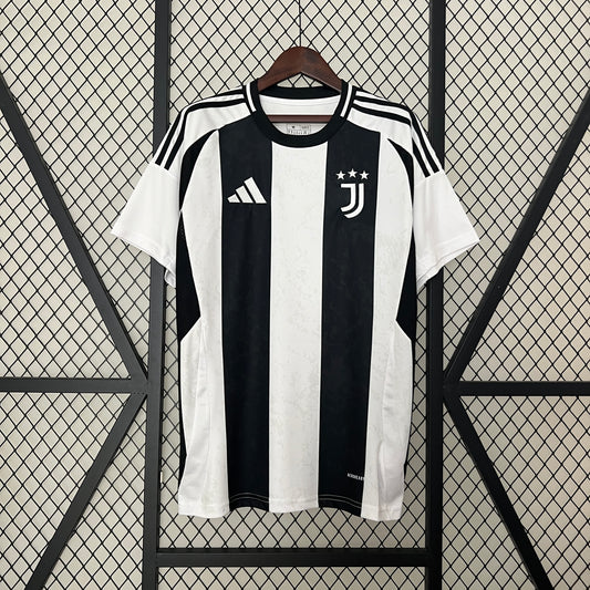 Juventus 24/25 Home Shirt