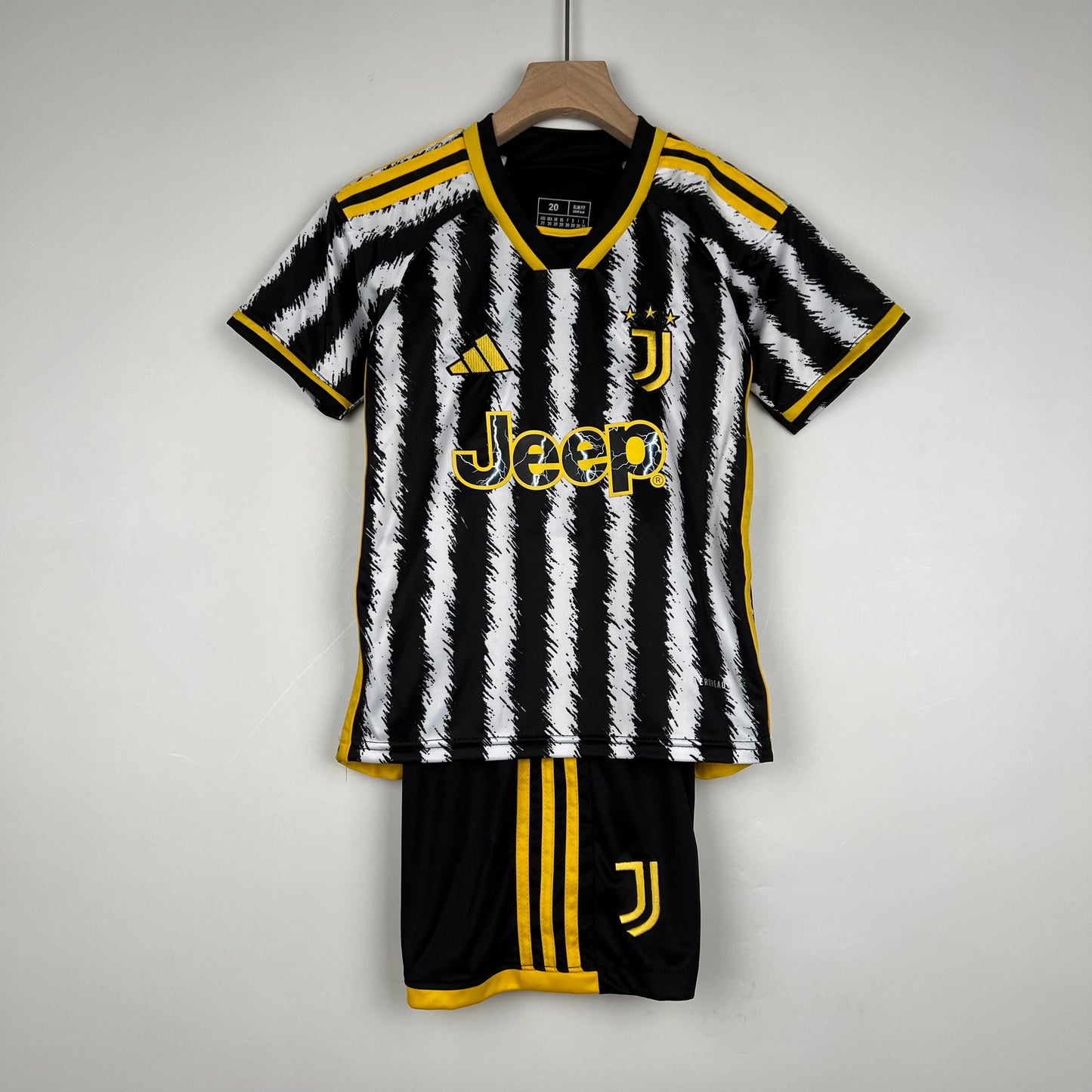 Juventus 23/24 Home Kids