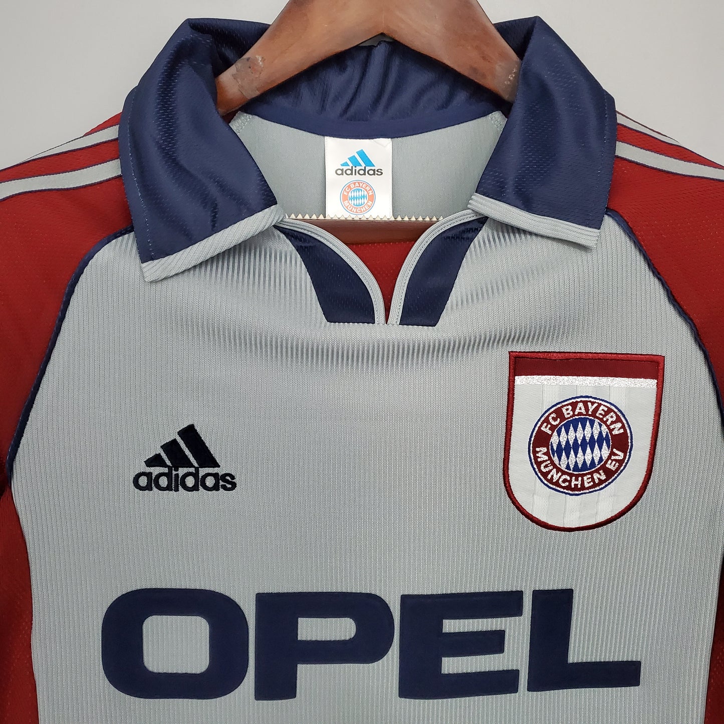 Bayern Munich 98/99 Away