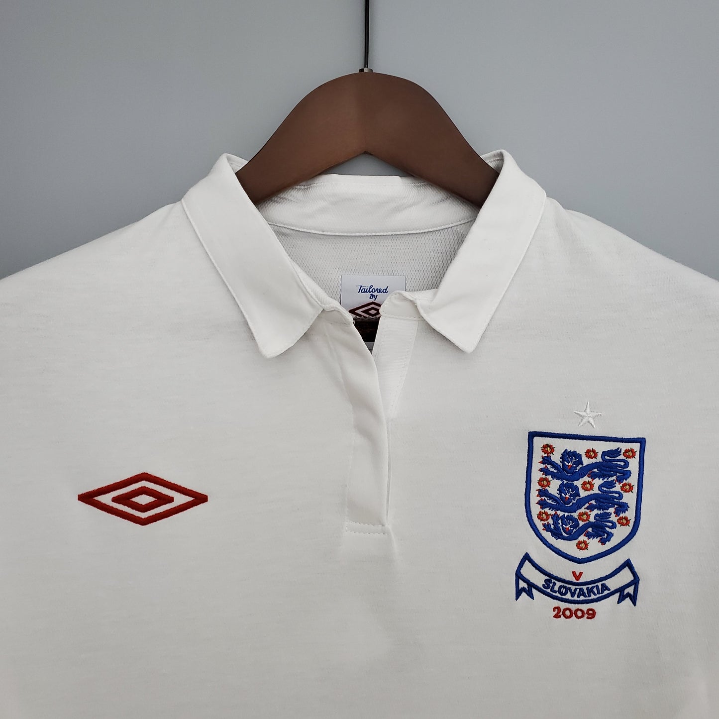 England 2010 Home