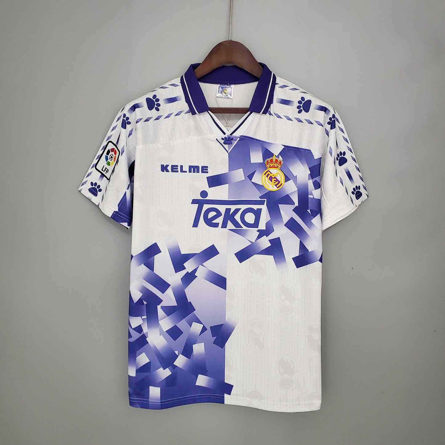 Real Madrid 96/97 Away