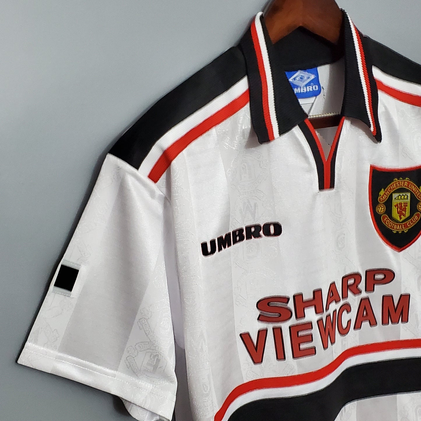 Manchester United 97/98 Away