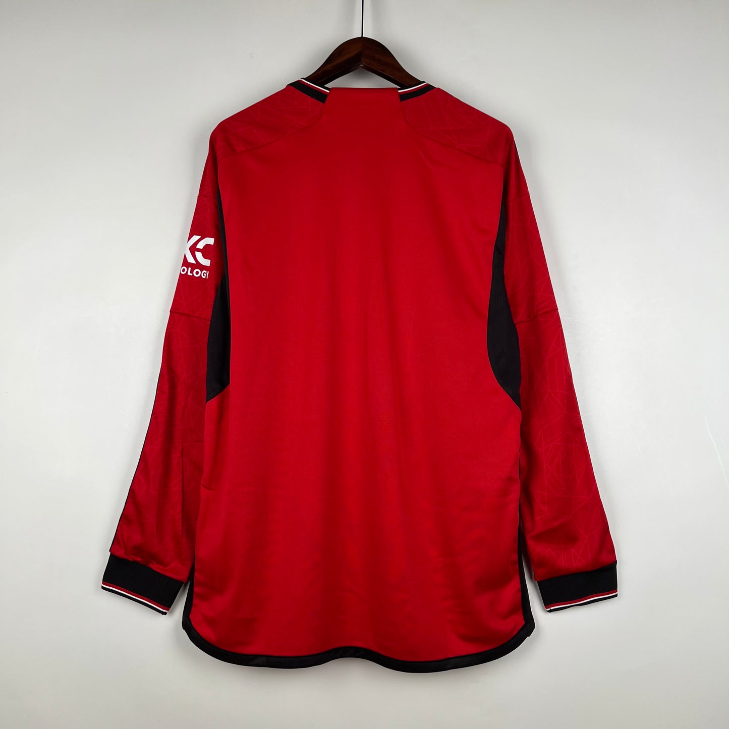 Manchester United 23/24 Home Long Sleeve