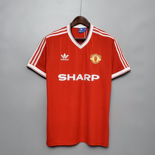 Manchester United 83/84 Home