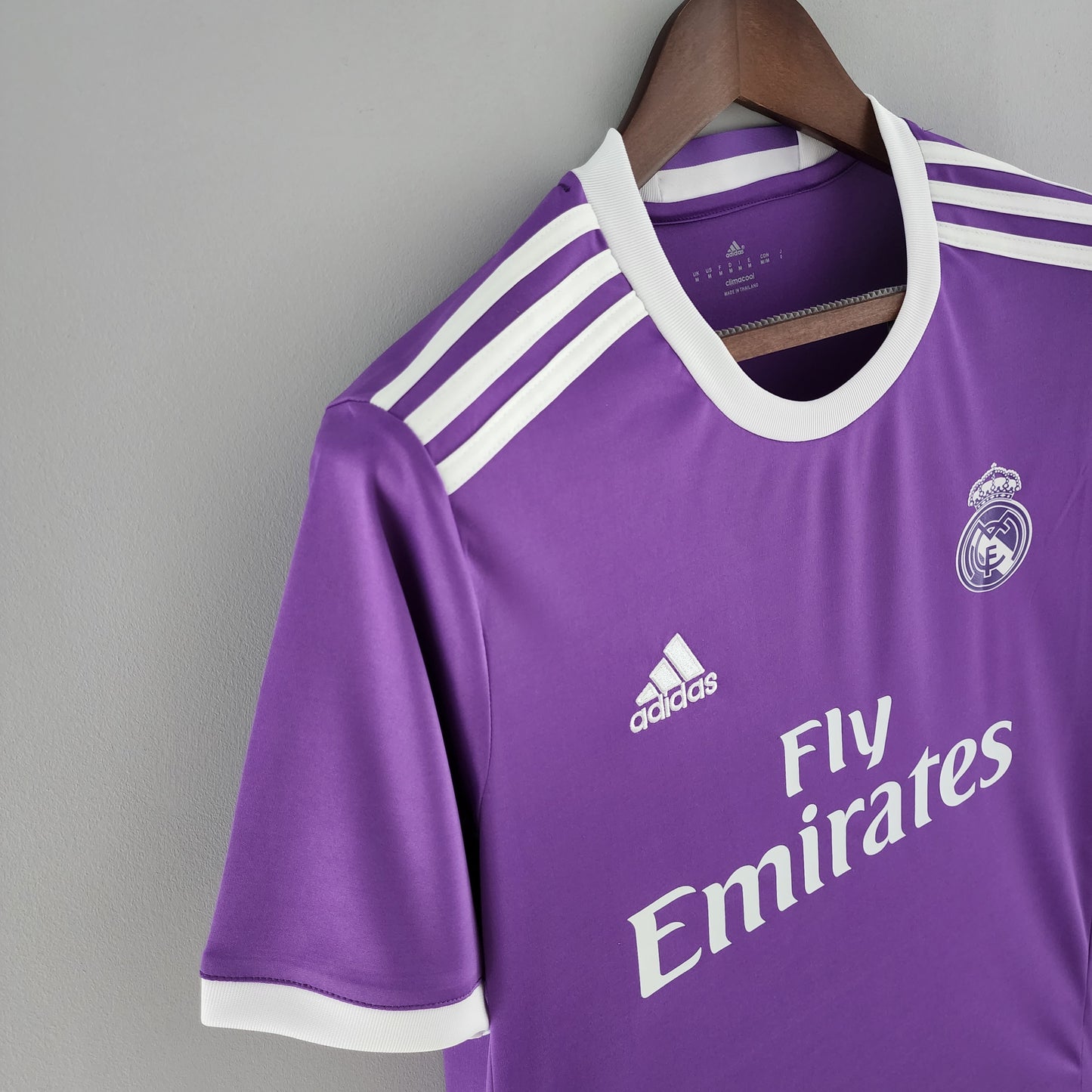 Real Madrid 16/17 Away