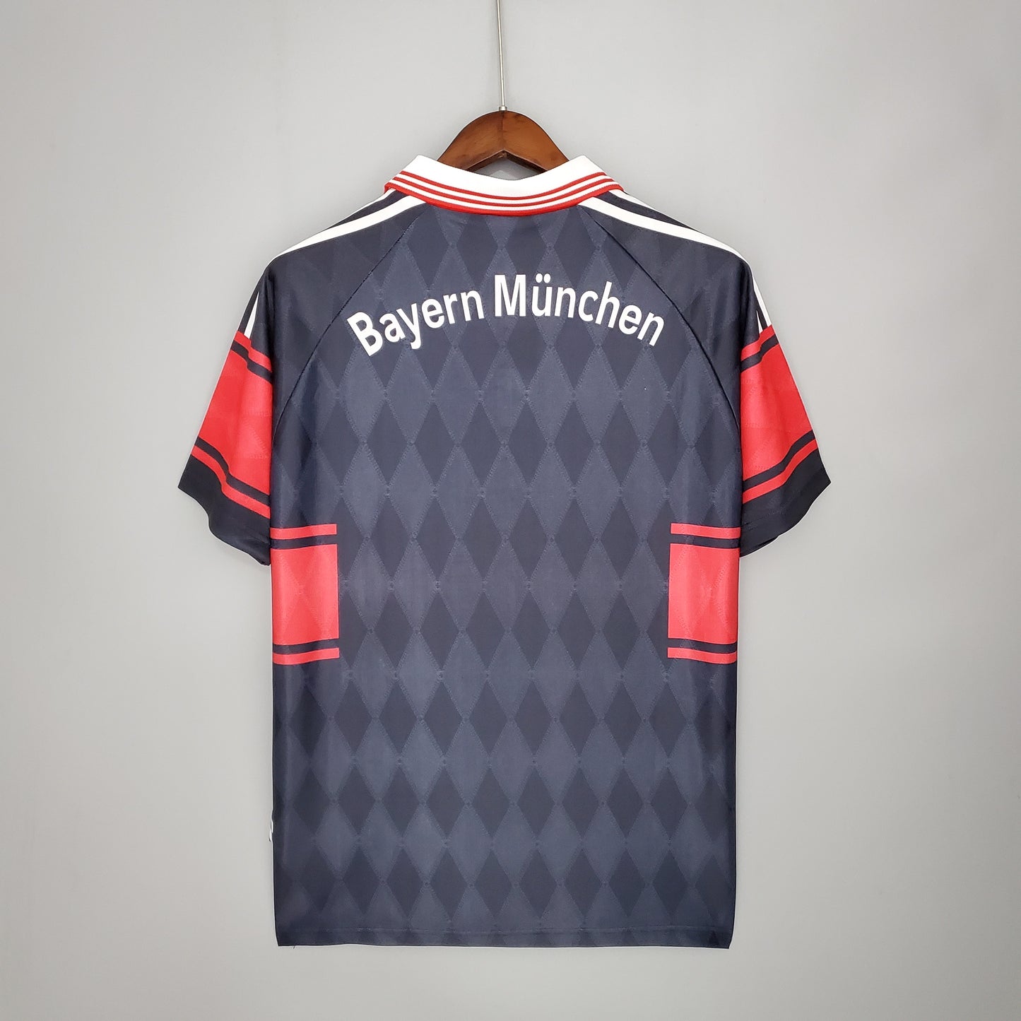 Bayern Munich 97/99 Home