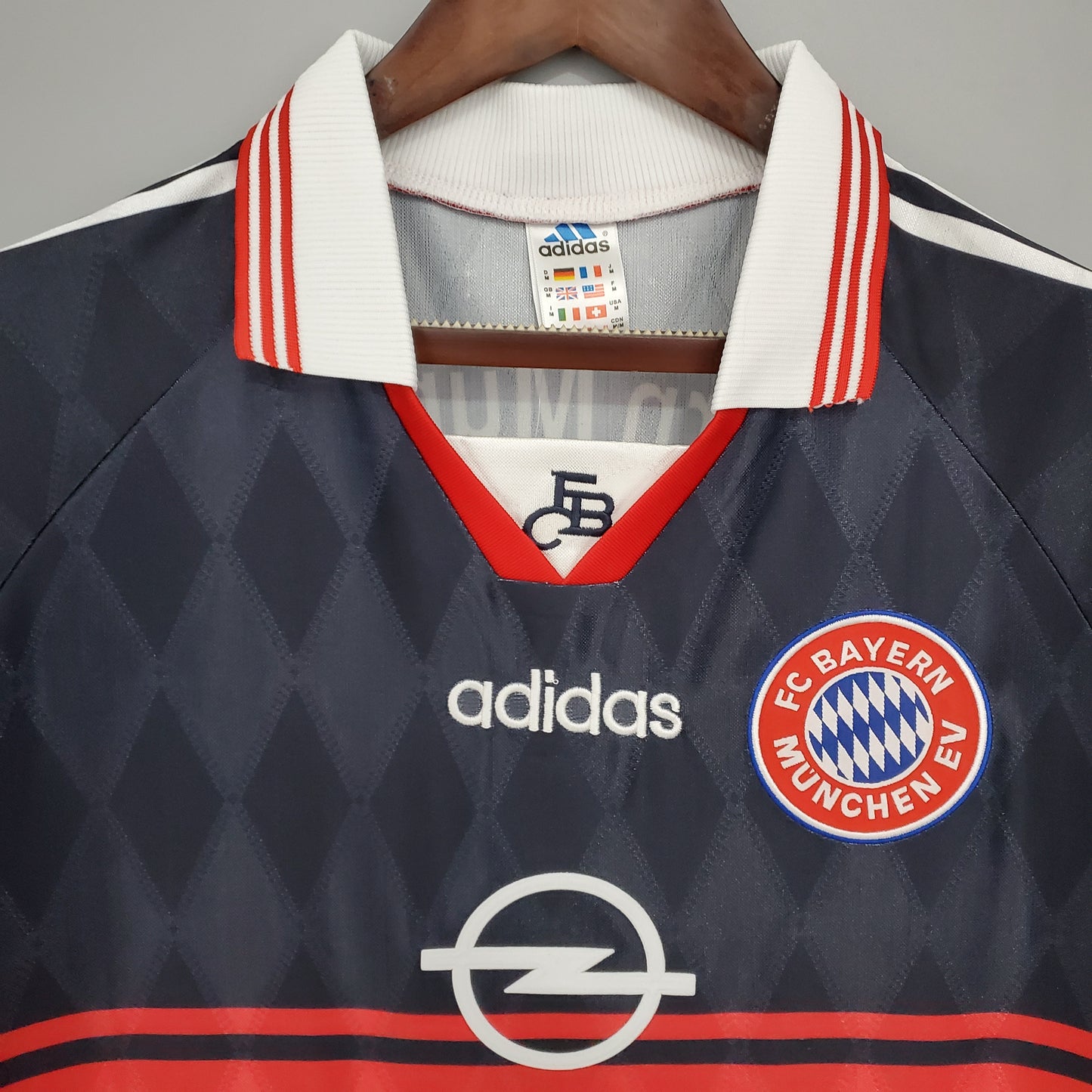 Bayern Munich 97/99 Home